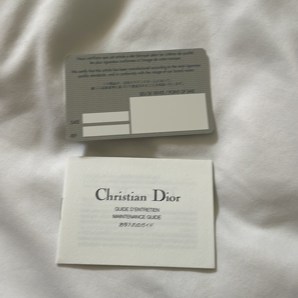 100% Authentic Vintage Christian Dior patent leather shoulder or clutch bag. - Picture 9 of 10